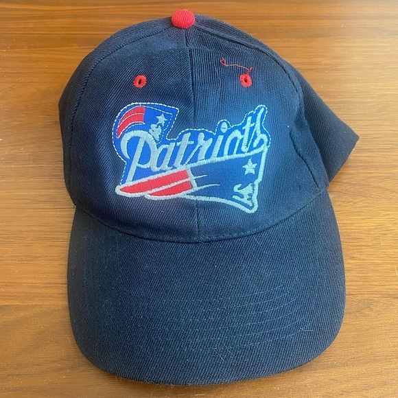 New England Patriots NFL Football Hat - Picture 1 of 3